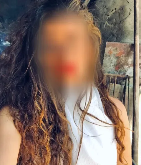Ada, 32