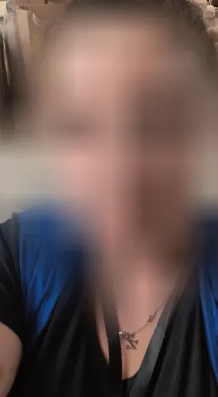 Amira, 30