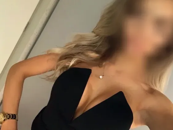 Erin, 30