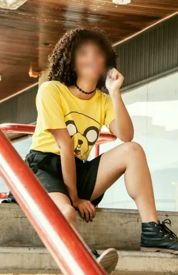 Megan, 28