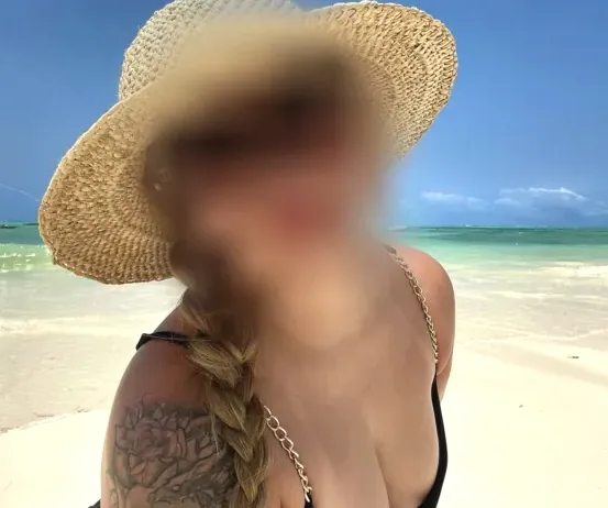 Paige, 20