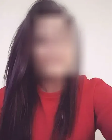 Sinead, 33