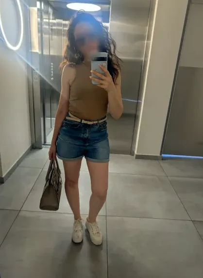 Toni, 40