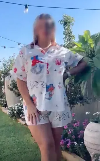Victoria, 33